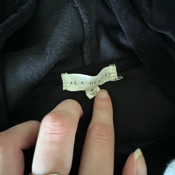 LA Hearts Black Fuzzy Sweatshirt - Picture 2 of 4